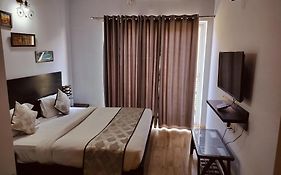 Vrindavan Suites Omex